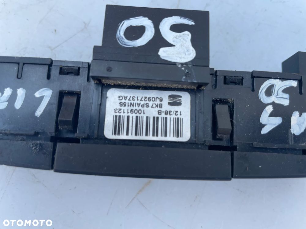 Panel przełączników ESP Awaryjnych Seat Ibiza IV 6J0927137AG - 4