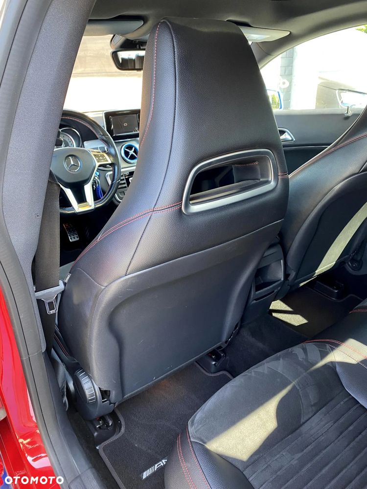Mercedes-Benz CLA 200 7G-DCT AMG Line - 32