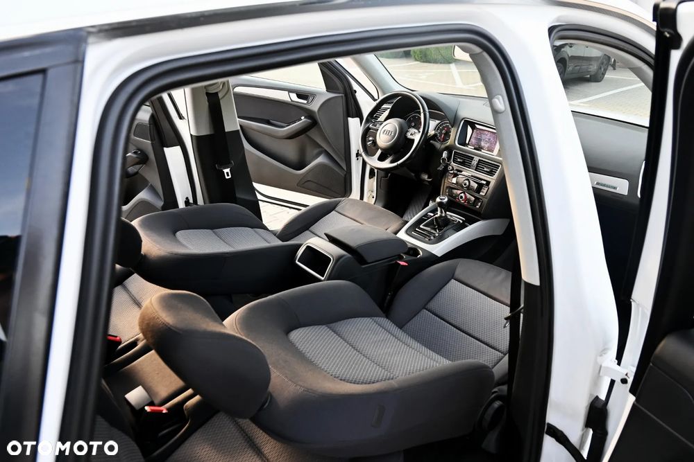 Audi Q5 2.0 TDI Quattro (clean diesel) - 24