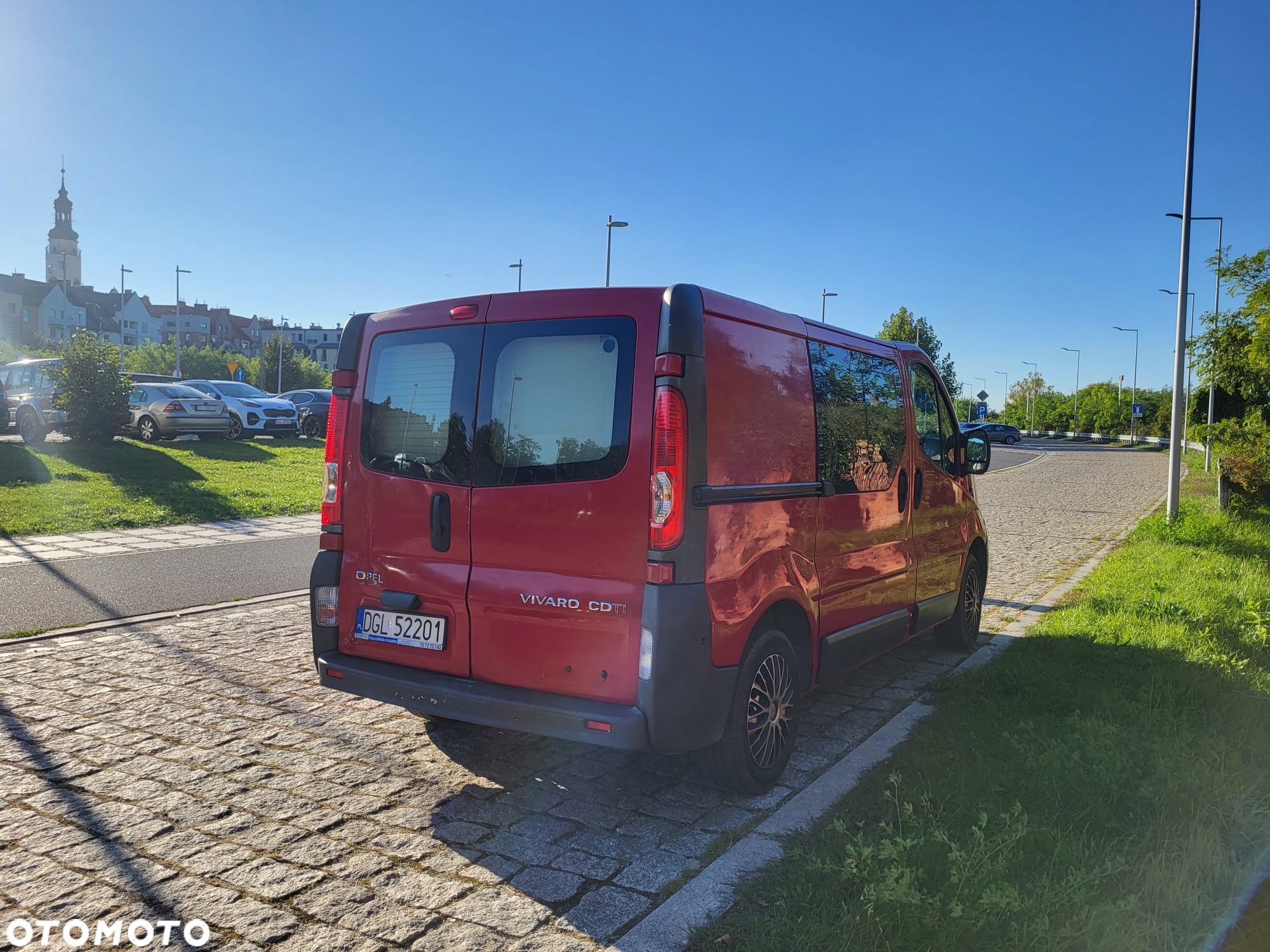 Opel Vivaro - 2