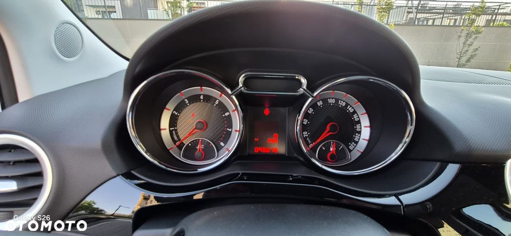 Opel Adam 1.4 - 19