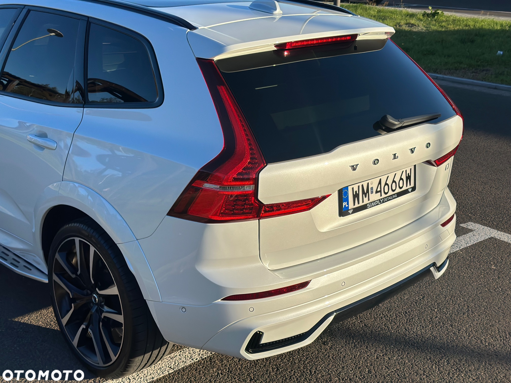 Volvo XC 60 B5 B AWD Geartronic RDesign - 12