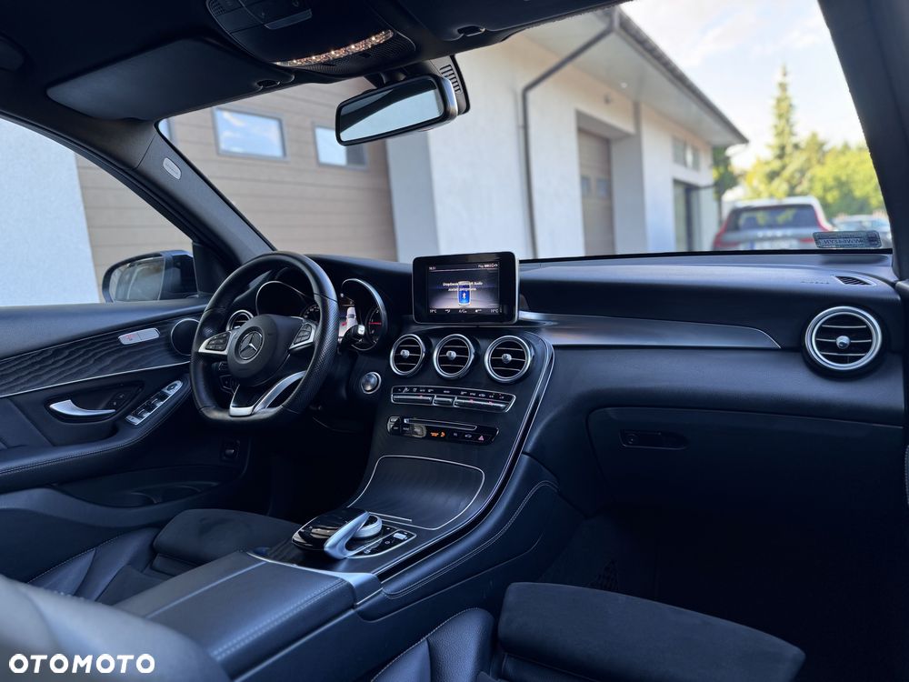 Mercedes-Benz GLC 220 d 4Matic 9G-TRONIC - 22