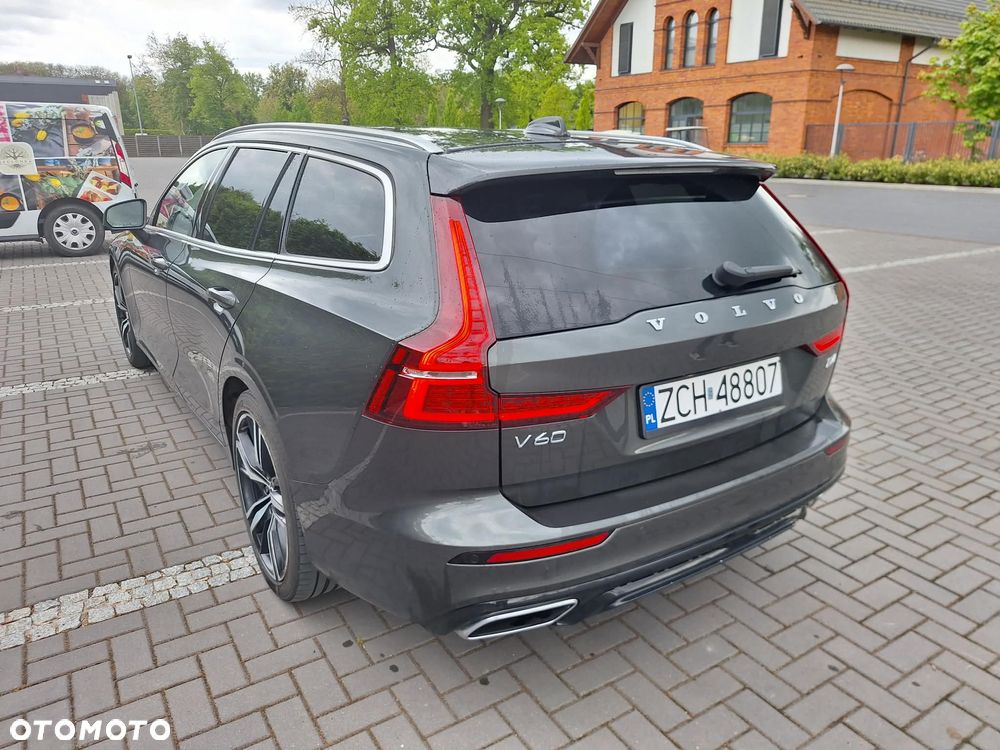 Volvo V60 D4 Momentum Pro - 12