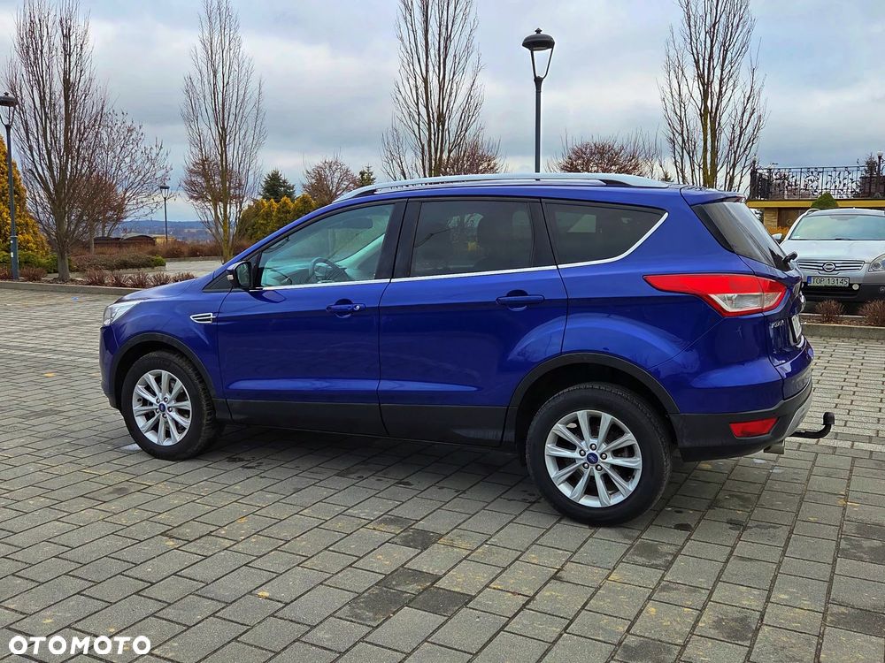Ford Kuga 2.0 TDCi 2x4 Titanium - 6