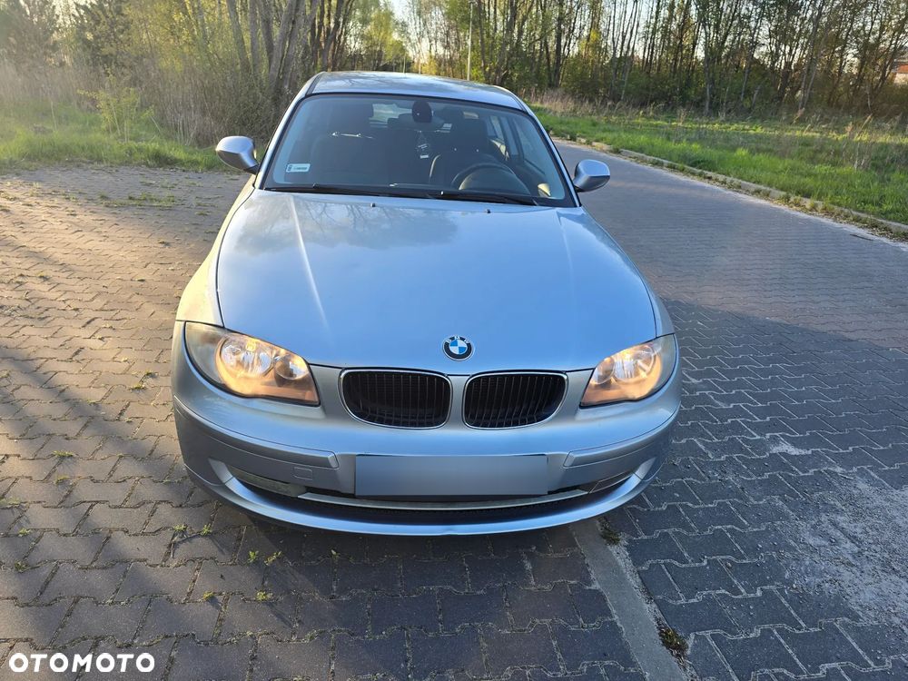 BMW Seria 1 116d DPF - 3