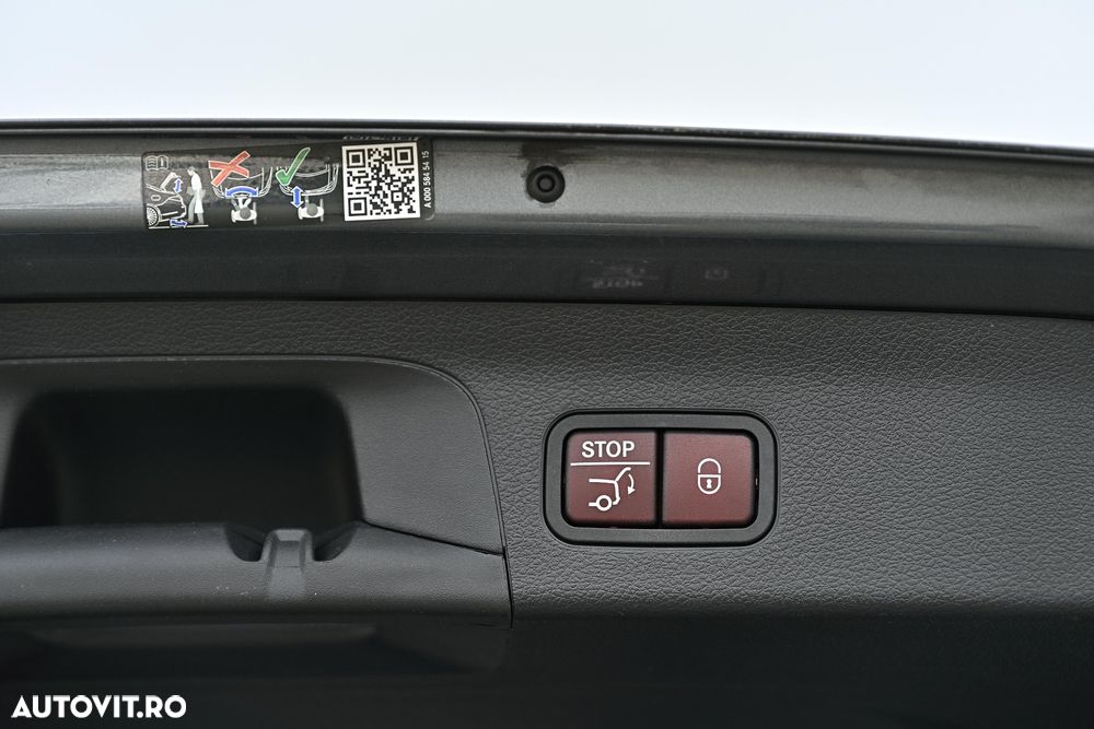 Mercedes-Benz GLS - 27