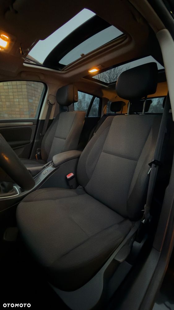 Renault Laguna 2.0 DCi FAP Expression - 33