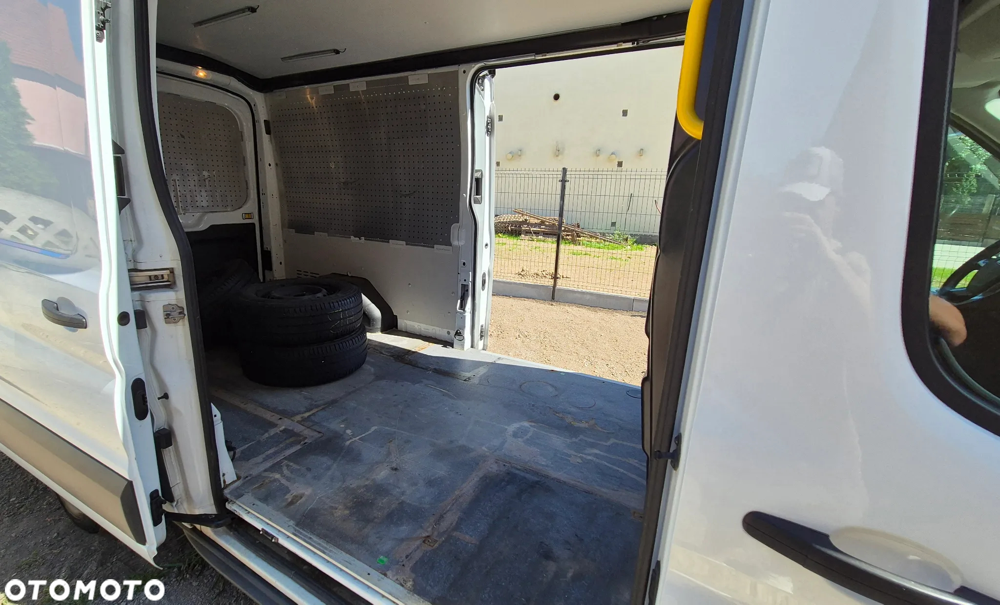 Ford Transit - 20