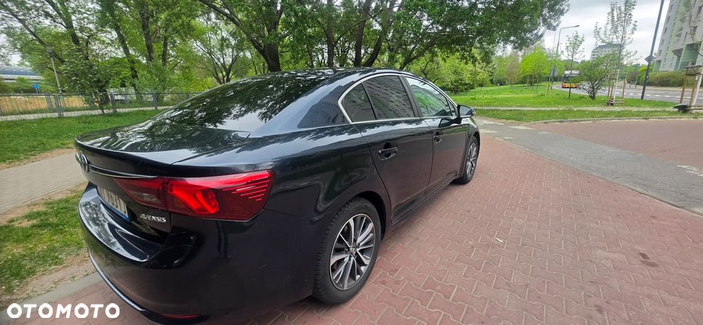 Toyota Avensis 1.8 Premium - 7
