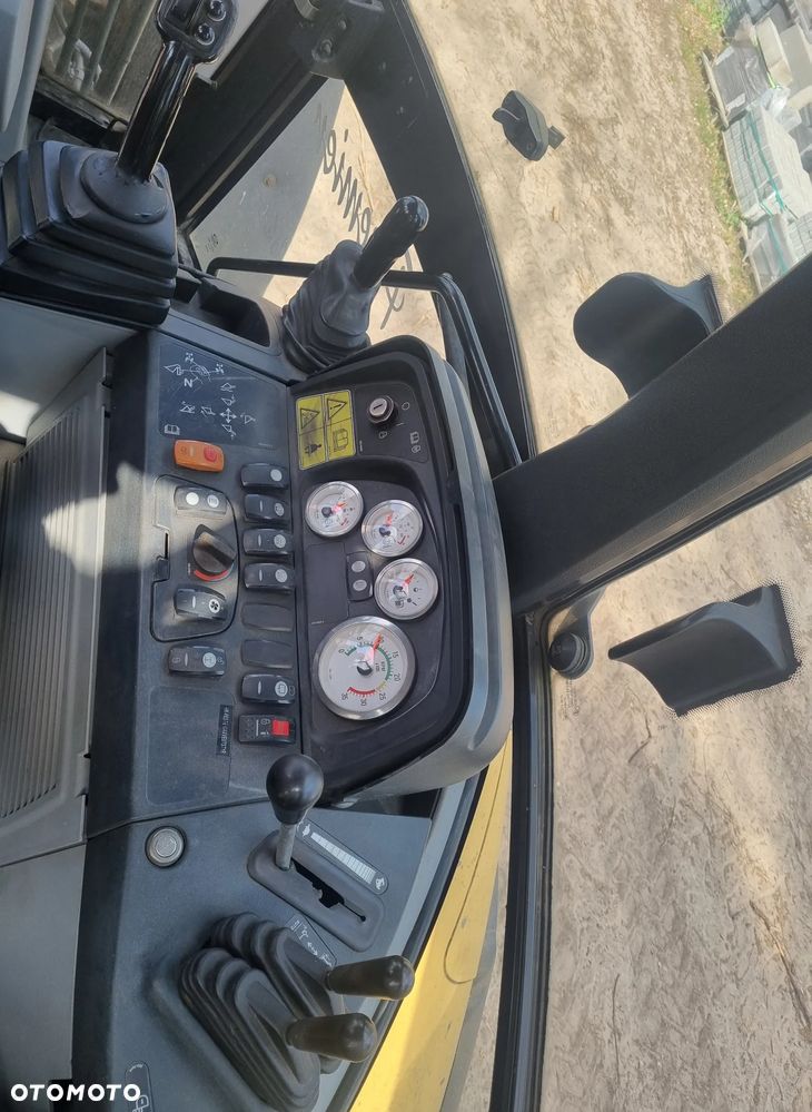 Caterpillar 444E - 5