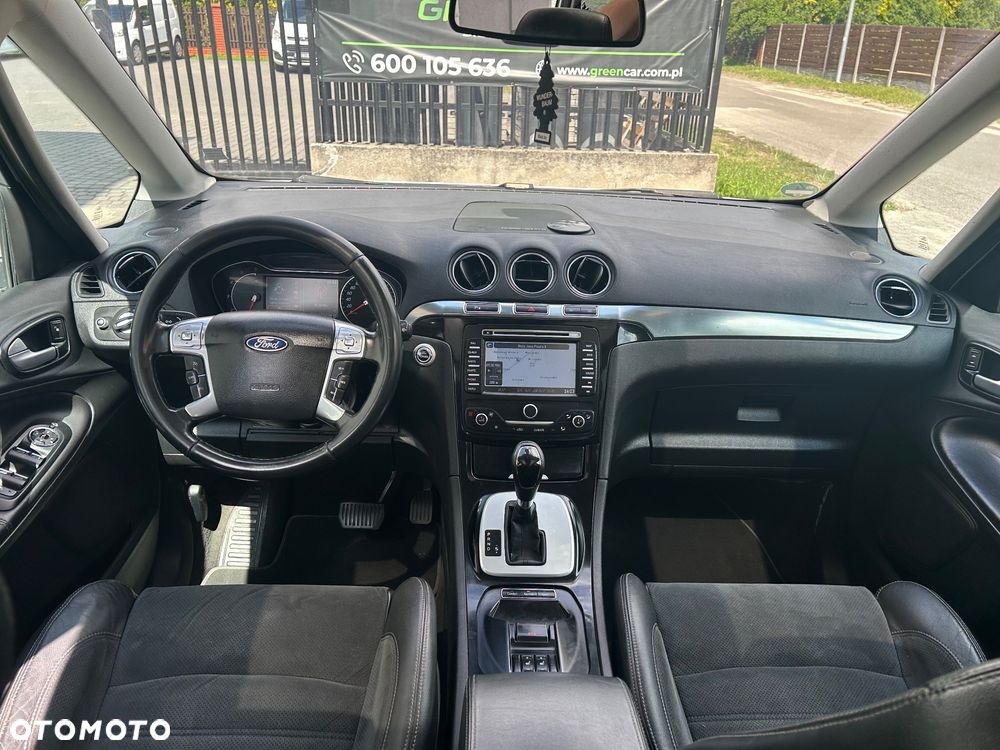Ford Galaxy - 8