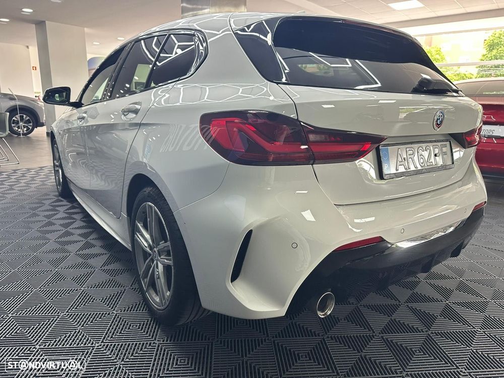 BMW 116 d Pack 50 anos M Auto - 13
