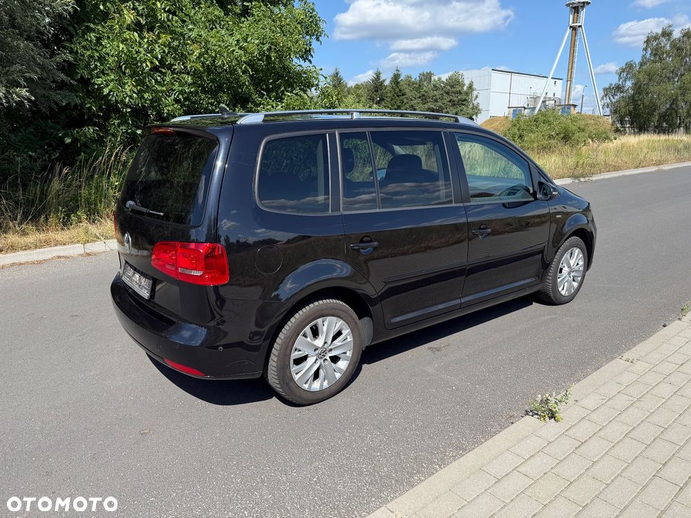 Volkswagen Touran 2.0 TDI DPF DSG Life - 8