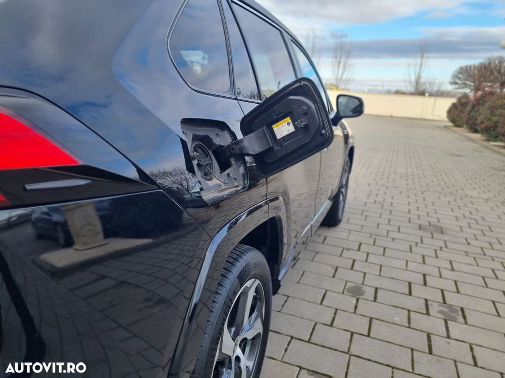 Toyota RAV4 2.5 PHEV VVT-iE 4x4 Style Bi-Tone - 9