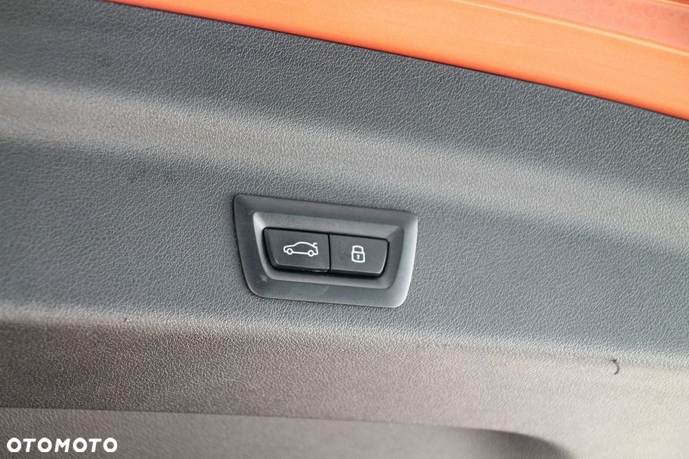 BMW X1 sDrive18i xLine sport - 10