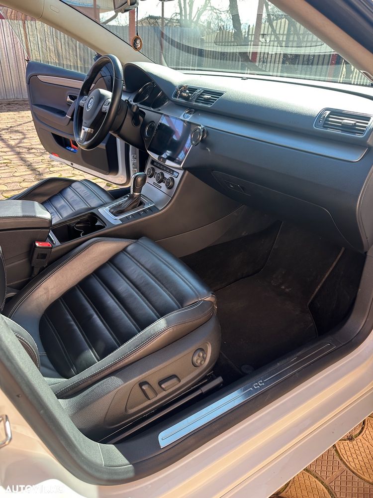 Volkswagen Passat CC - 21