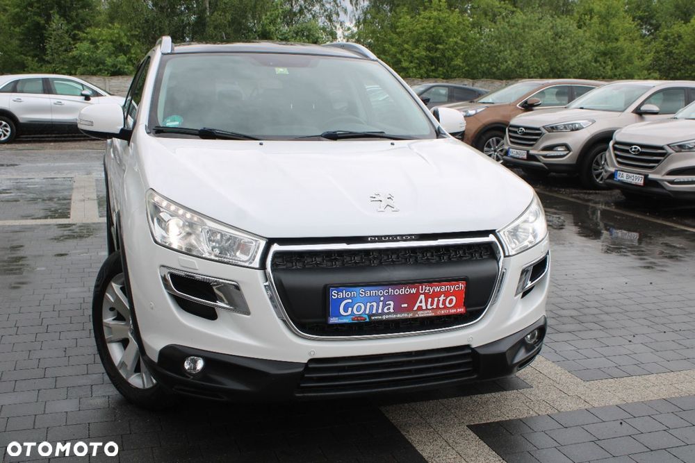 Peugeot 4008 - 8