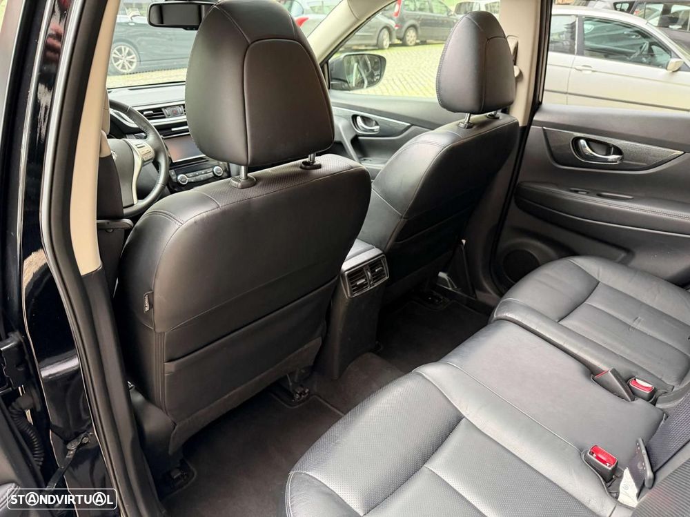 Nissan X-Trail 1.6 dCi Tekna Xtronic - 32