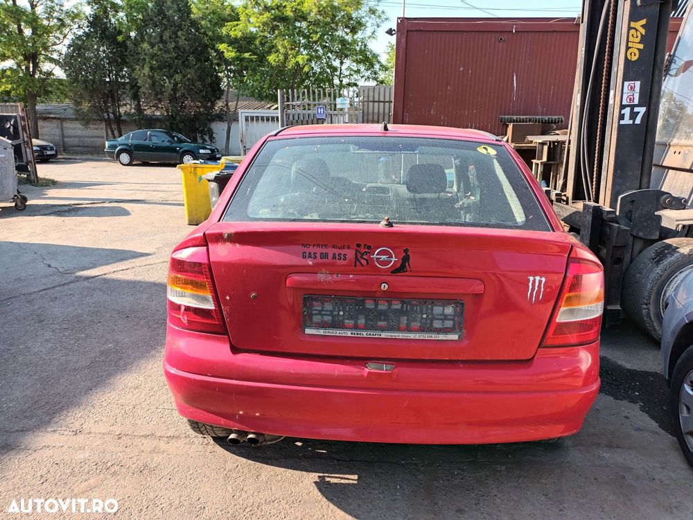 Dezmembrari  Opel ASTRA G  1998  > 2009 2.0 16V Benzina - 8