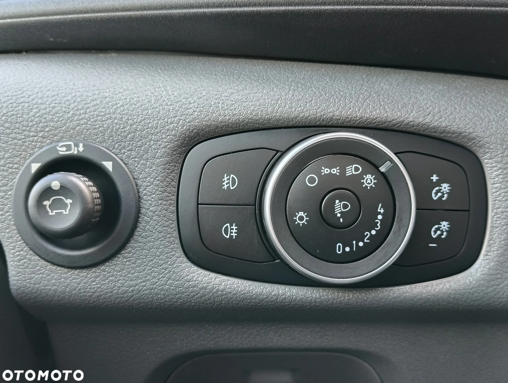 Ford Transit - 26