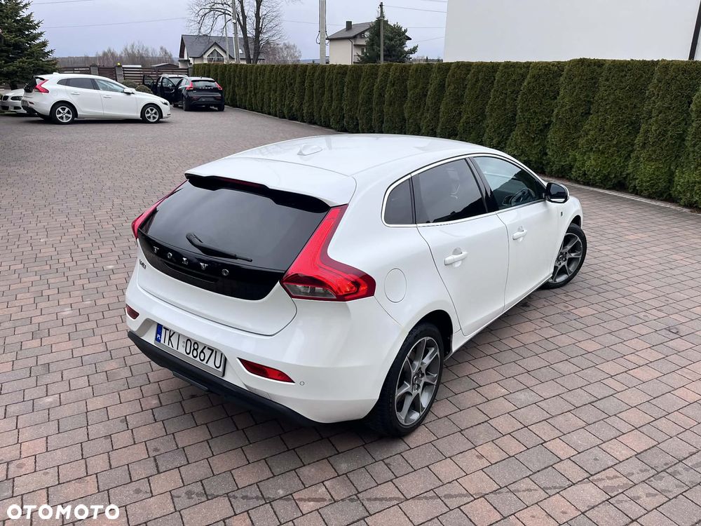 Volvo V40 D2 Ocean Race - 35