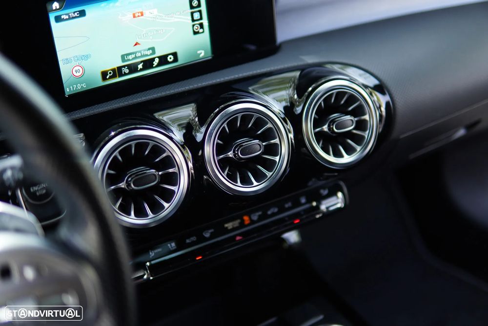 Mercedes-Benz A 250 e 8G-DCT AMG Line - 47