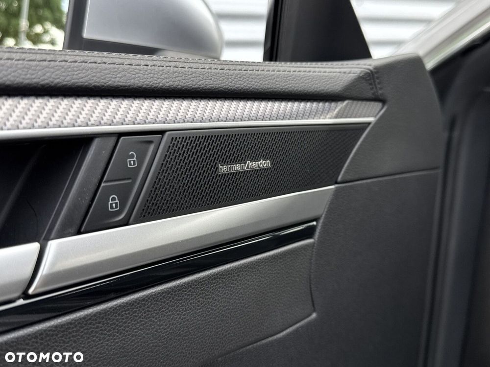 Volkswagen Arteon Shooting Brake 2.0 TSI 4Motion R DSG - 19