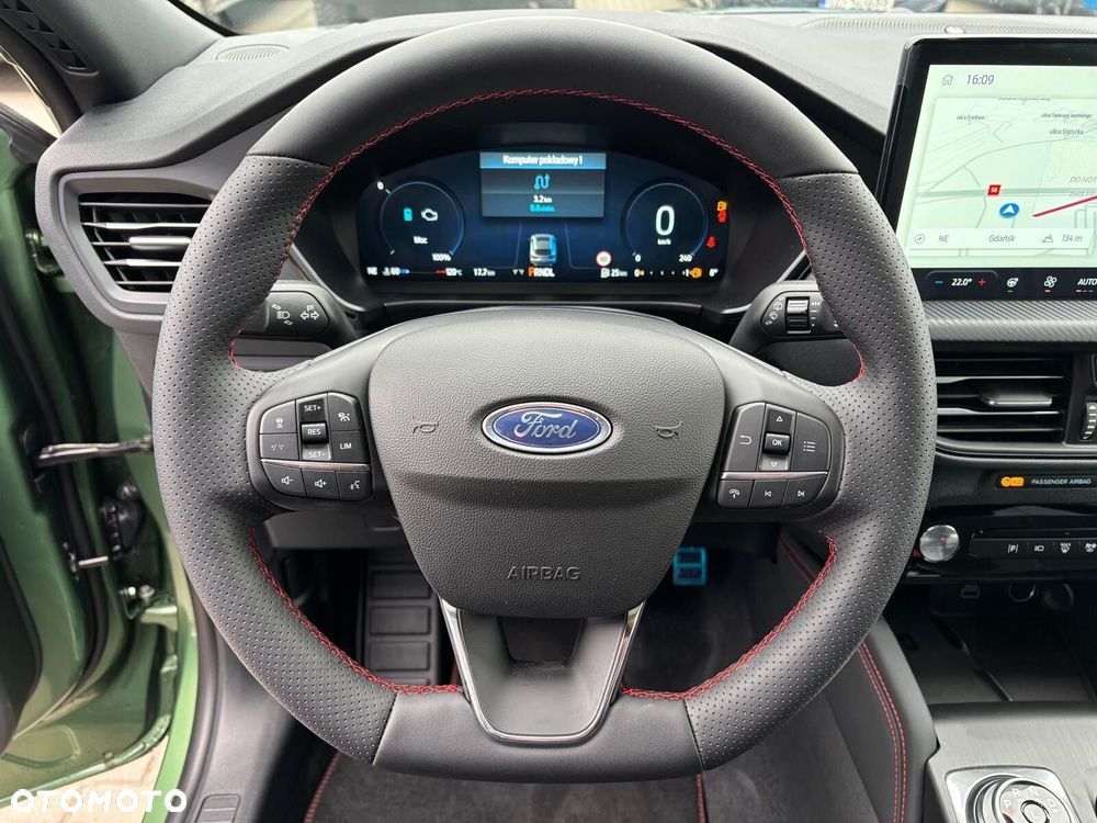 Ford Kuga - 22