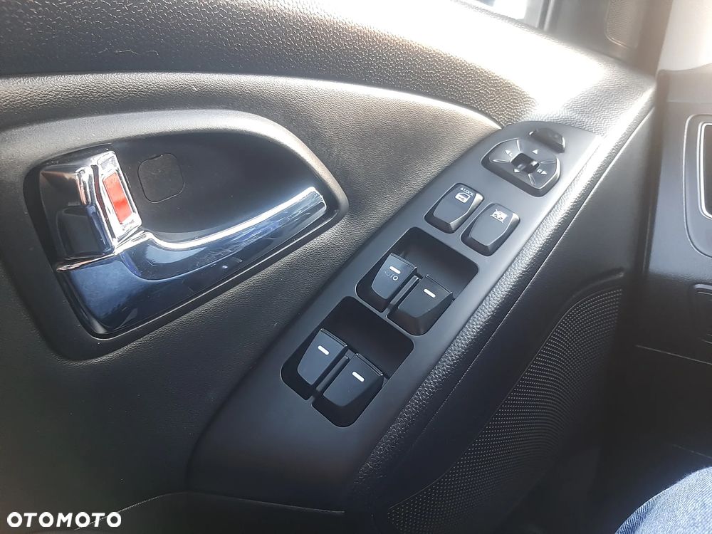 Hyundai ix35 2.0 2WD Style - 22
