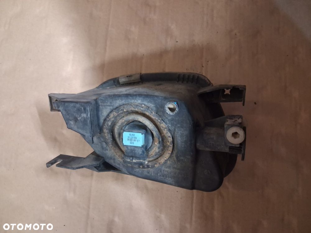 Halogen MERCEDES W211  lewy  OE - 2