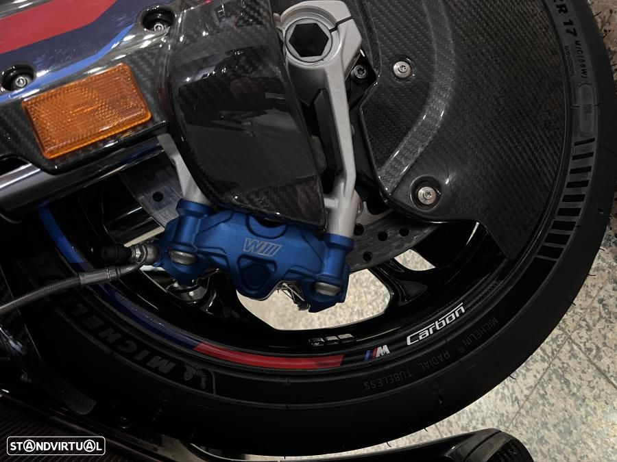 BMW M 1000 RR Competition Carbon - 24
