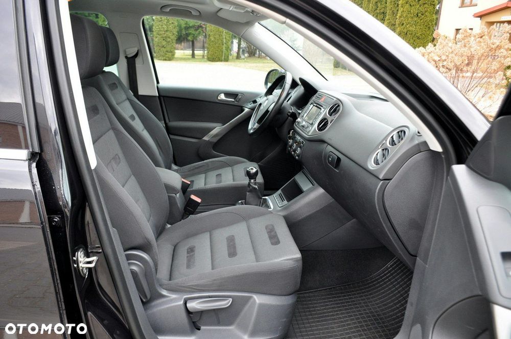 Volkswagen Tiguan - 17