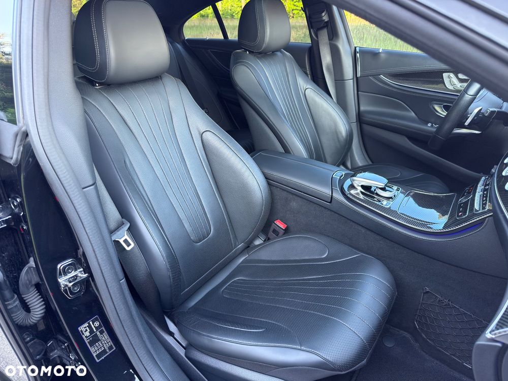 Mercedes-Benz CLS - 30