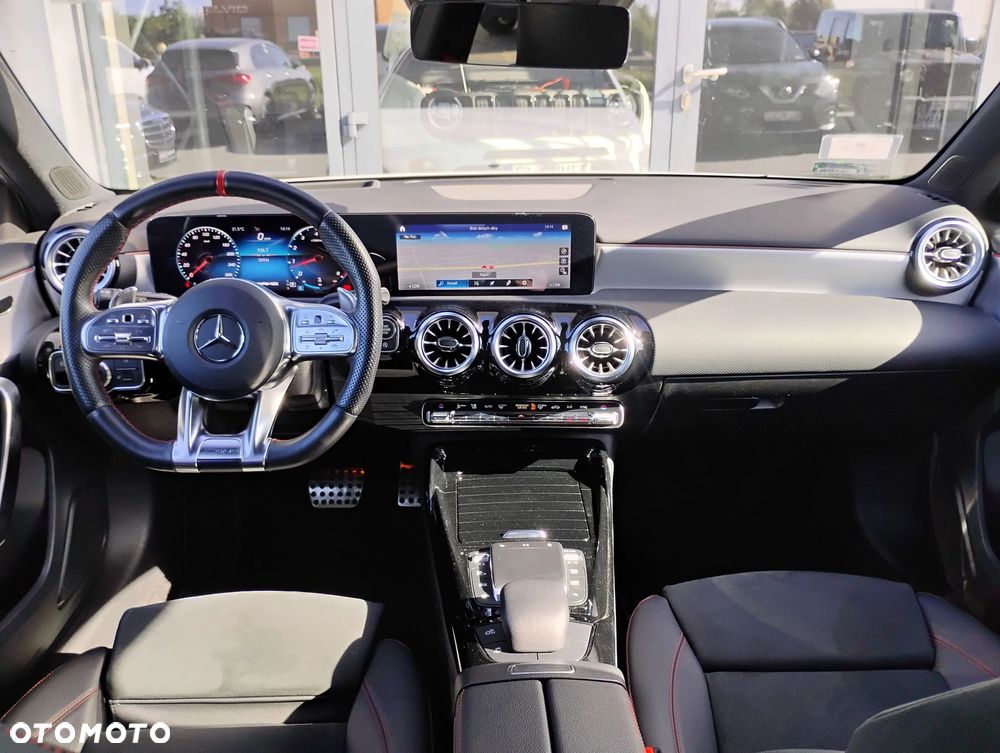 Mercedes-Benz Klasa A 35 AMG 4-Matic 7G-DCT - 20