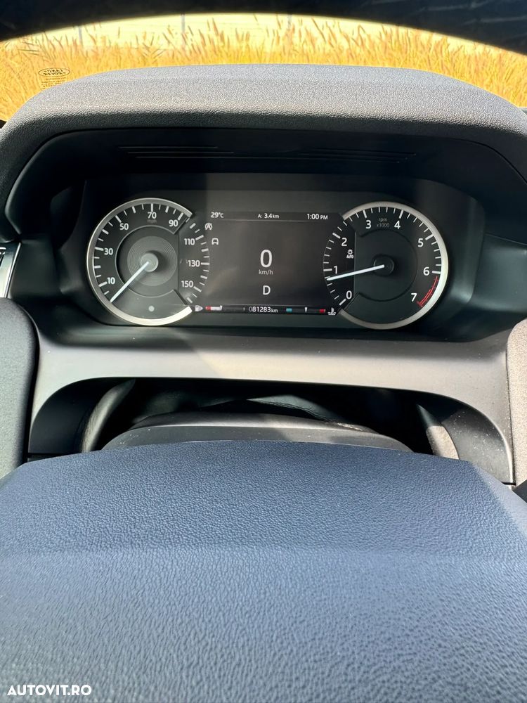 Land Rover Discovery Sport - 13