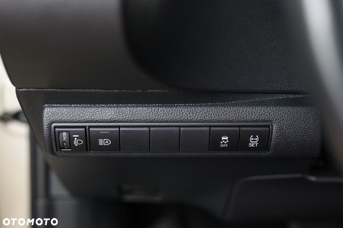 Toyota Corolla - 16