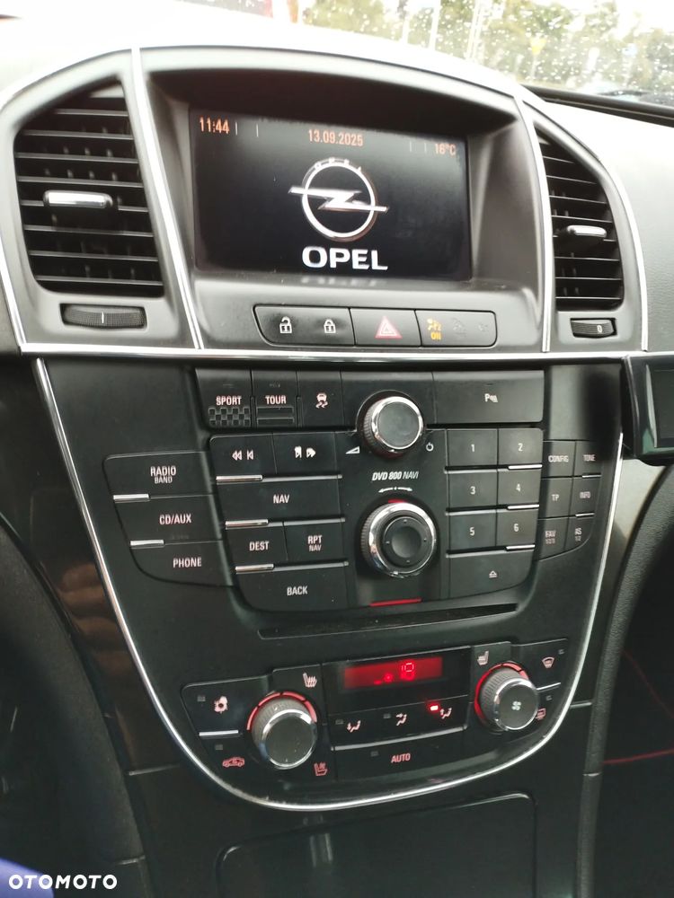 Opel Insignia 2.0 CDTI Sports Tourer - 14