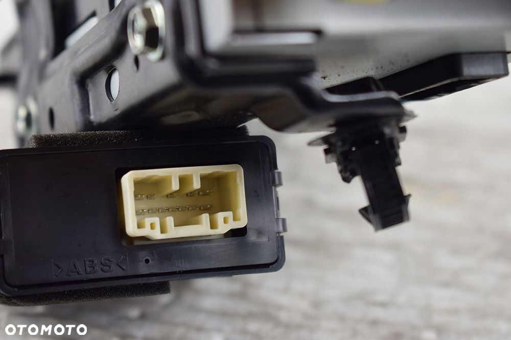 wyświetlacz ekran navi lexus is iii 86110-53010 - 6