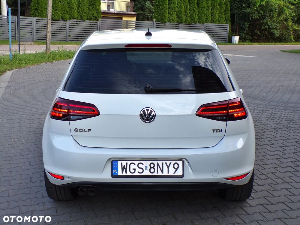 Volkswagen Golf 2.0 BlueTDI DSG Comfortline - 9