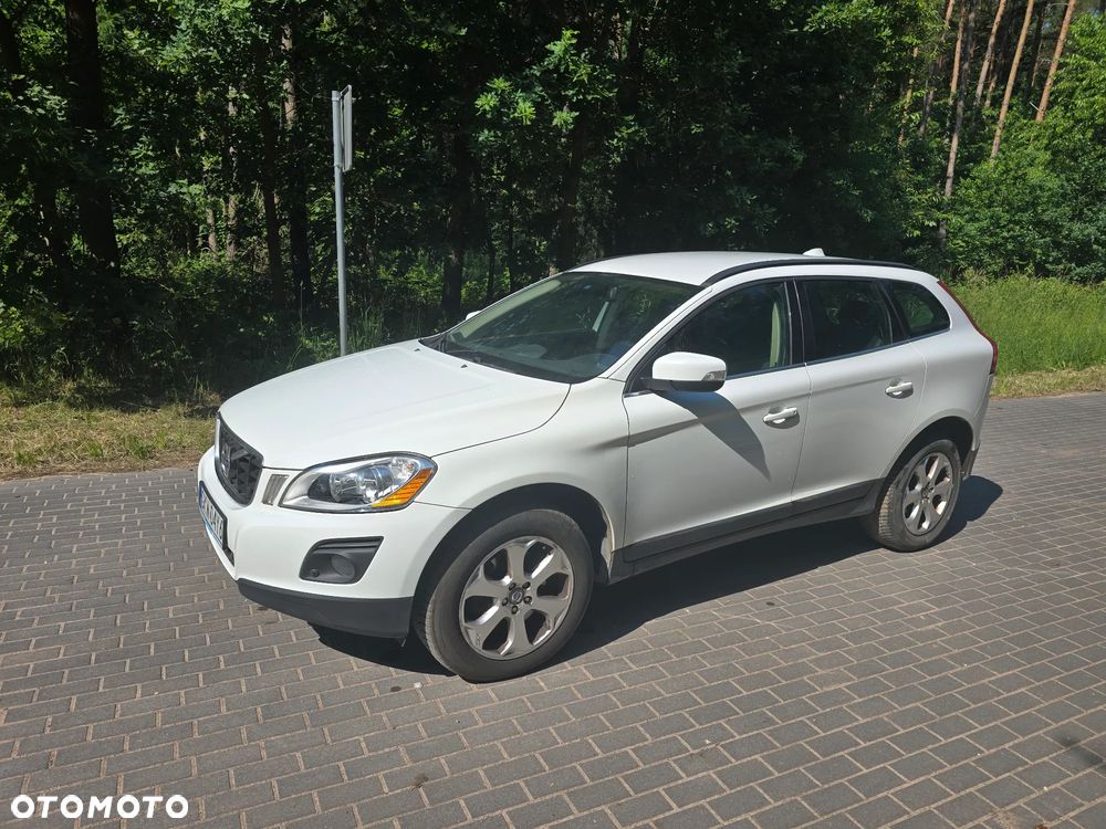 Volvo XC 60 - 1