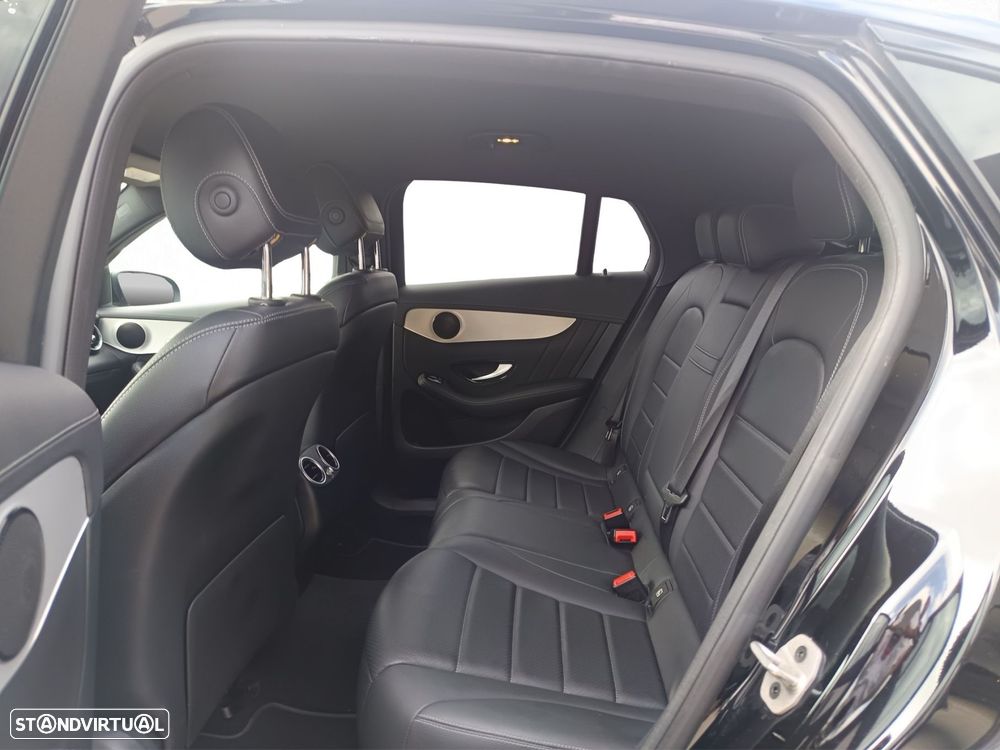 Mercedes-Benz GLC 300 de Coupé 4Matic - 26