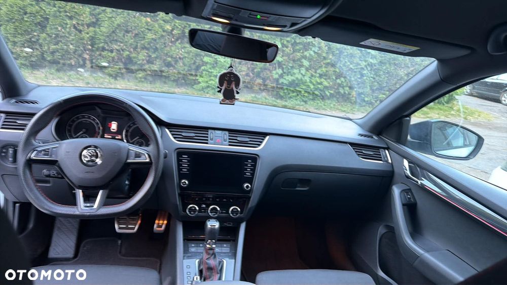 Skoda Octavia 2.0 TDI (Green tec) DSG RS - 19
