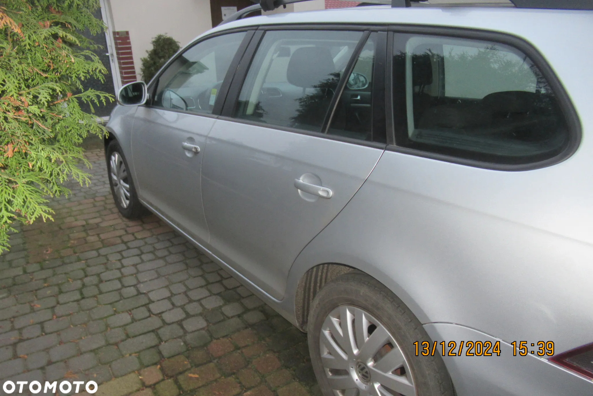 Volkswagen Golf 1.6 TDI DPF Trendline - 12