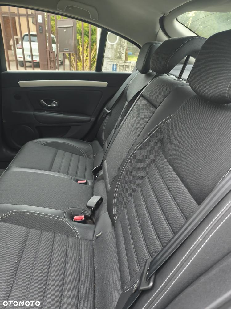 Renault Laguna 2.0 Authentique - 11