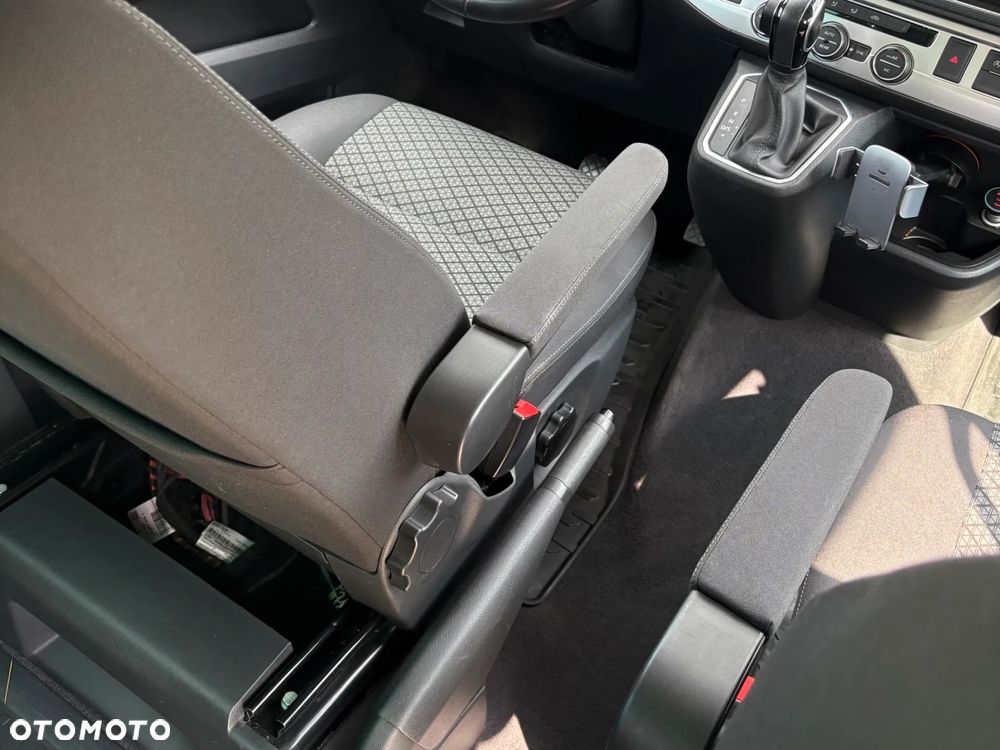 Volkswagen Multivan 2.0 TDI L1 Trendline DSG - 16