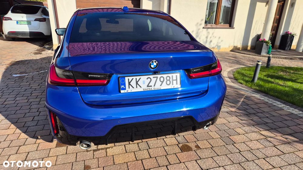 BMW Seria 3 318i - 4
