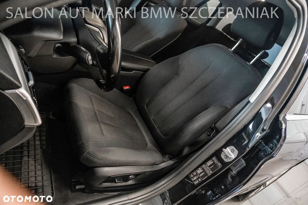 BMW Seria 5 520d xDrive - 22