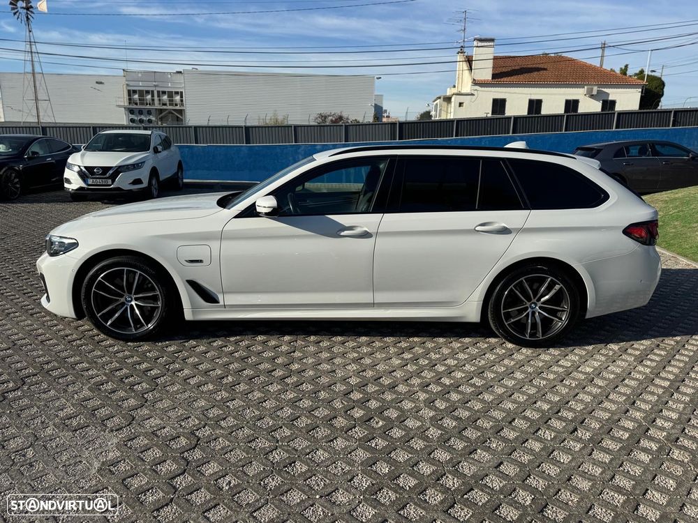 BMW 530 e Pack Desportivo M - 5