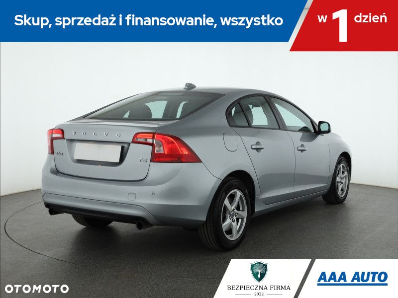 Volvo S60 - 6